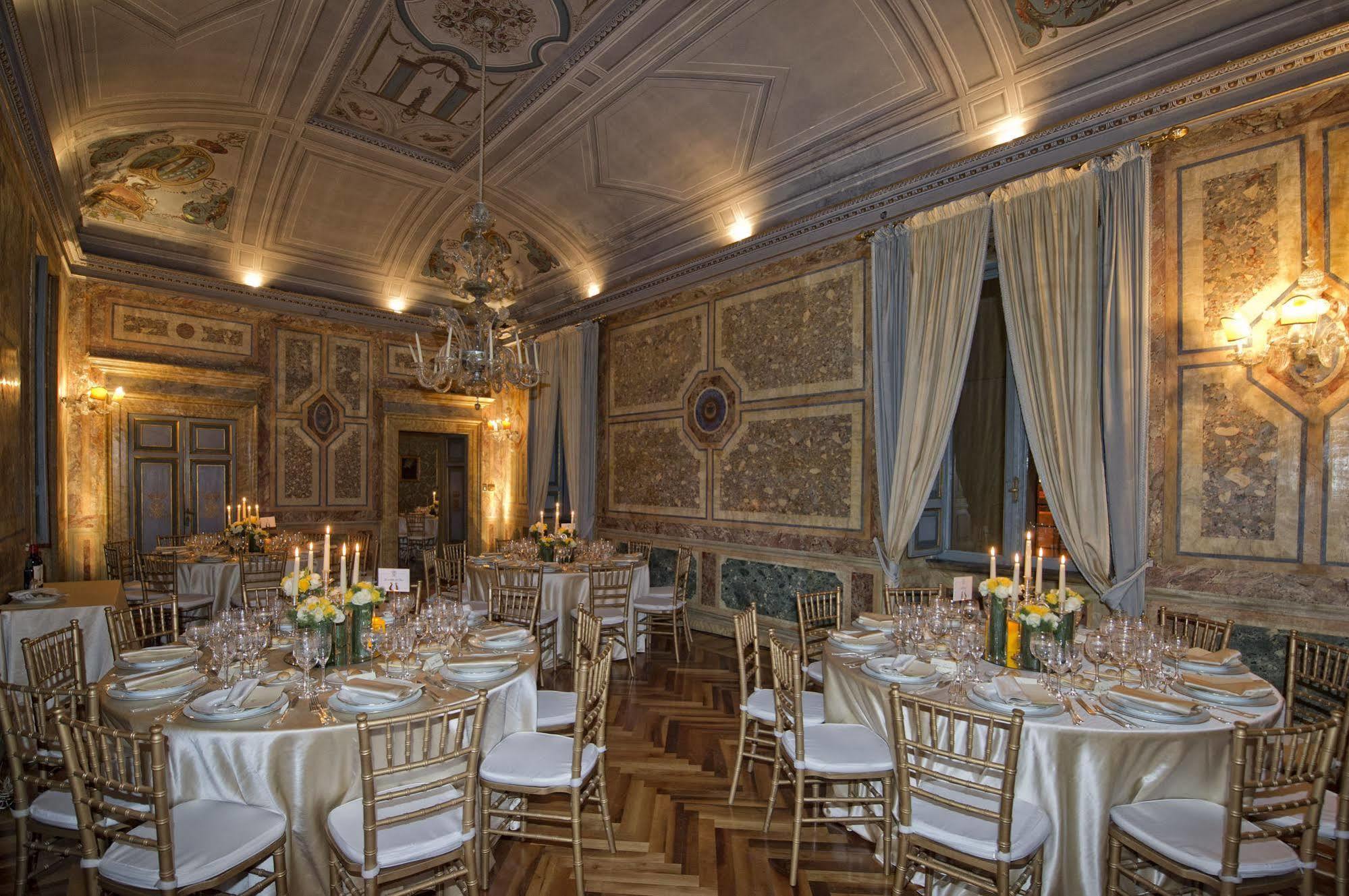 Residenza Ruspoli Bonaparte Рим Экстерьер фото